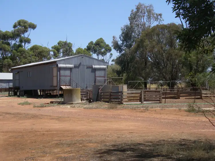 140 Robertson Road, Raywood VIC 3570