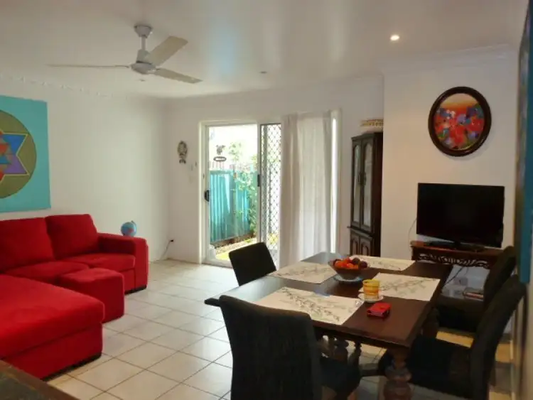 Fifth view of Homely unit listing, 2/11 Grant Street, Redcliffe QLD 4020