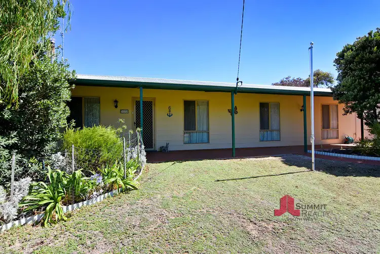 6 Meadowview Court, Preston Beach WA 6215