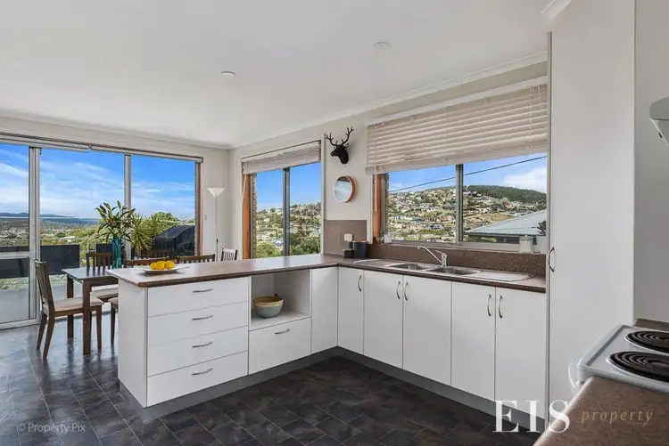Sixth view of Homely unit listing, 1/7 Wallace Ave, Lenah Valley TAS 7008