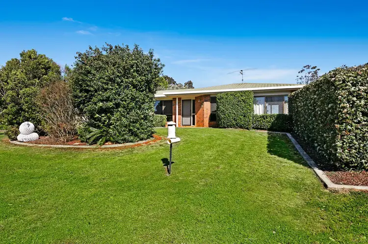 11 Selkirk Court, Highfields QLD 4352