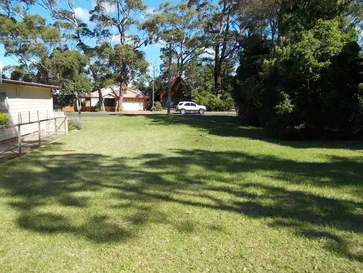 185 Greville Ave St, Sanctuary Point NSW 2540