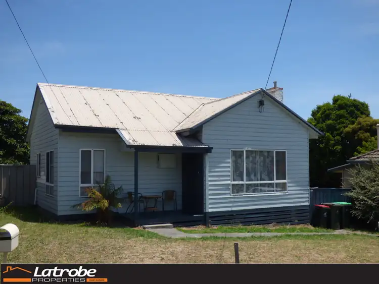 10 PRUDEN STREET, Moe VIC 3825