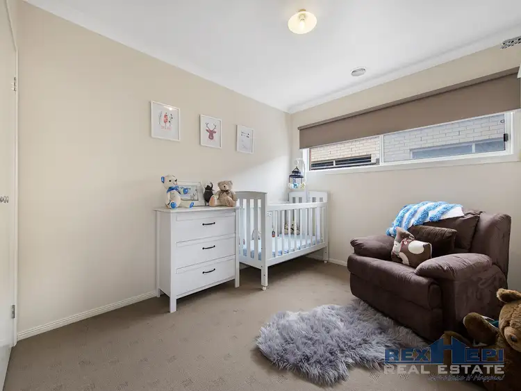 Third view of Homely house listing, 5 Fieldstone Crescent, Cranbourne North VIC 3977