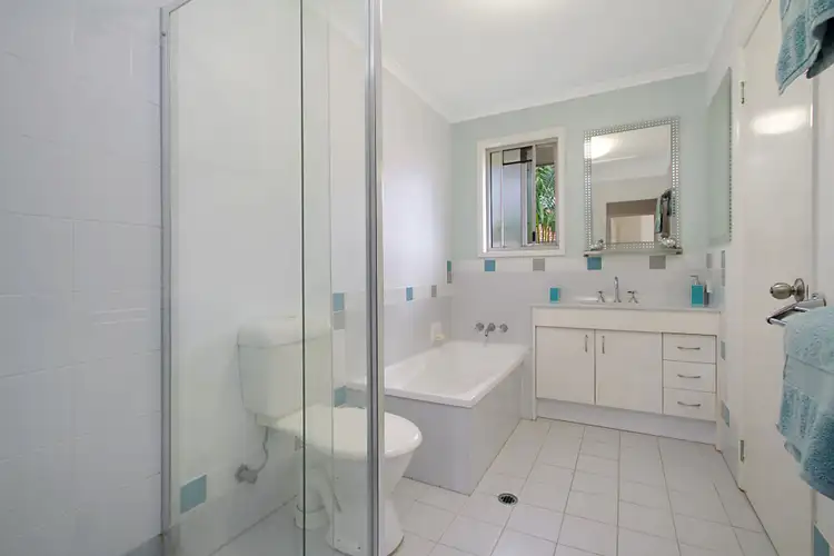 Fifth view of Homely townhouse listing, 2/6 Pontoon Pl, Varsity Lakes QLD 4227