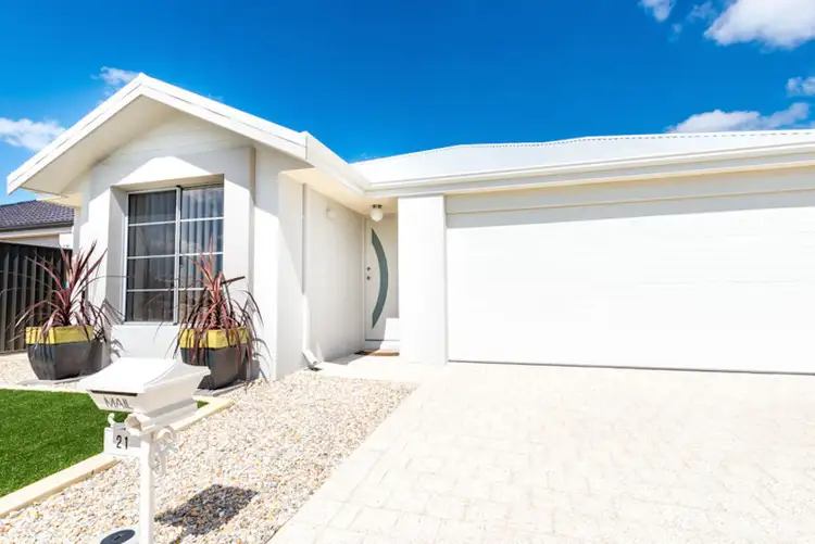Third view of Homely house listing, 21 Holbeck Way, Baldivis WA 6171