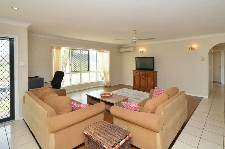 25 Chisholm Trail, Oak Valley QLD 4811