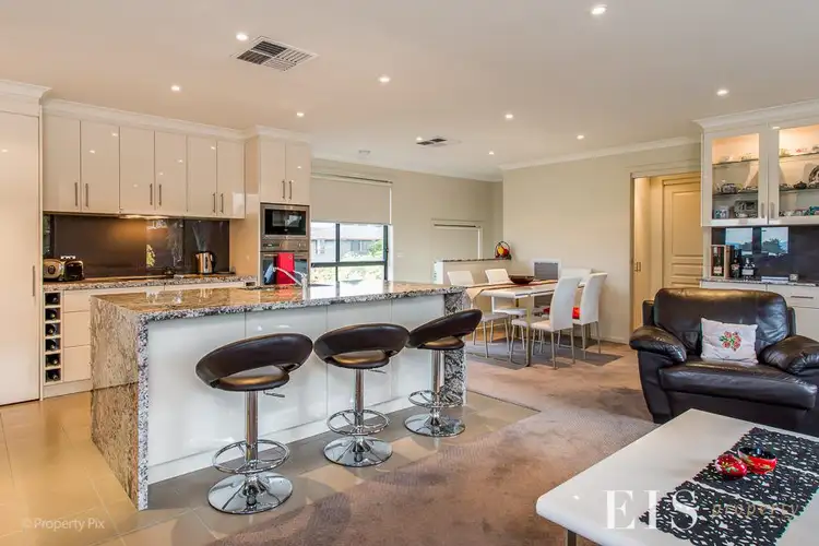 Fifth view of Homely townhouse listing, 1/126 Roslyn Avenue, Blackmans Bay TAS 7052