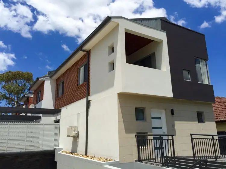 Main view of Homely townhouse listing, 2/37 Park Road, Rydalmere NSW 2116