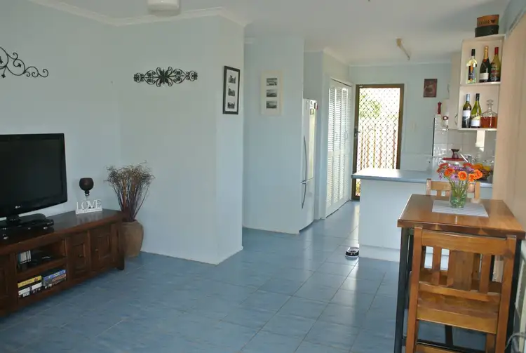 Second view of Homely unit listing, 4/592 Oxley Avenue, Scarborough QLD 4020