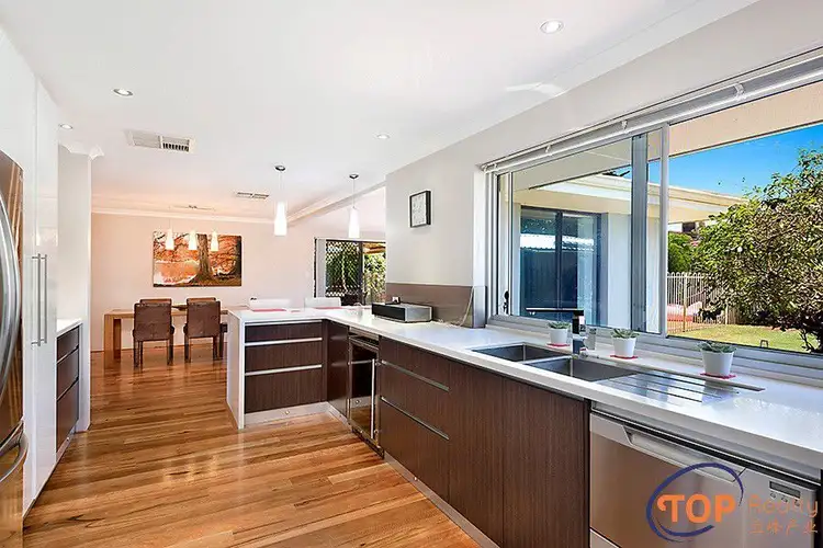 Second view of Homely house listing, 6 Doran Place, Willetton WA 6155