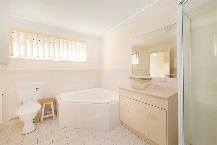 Seventh view of Homely unit listing, 5/32 Government Rd, Labrador QLD 4215