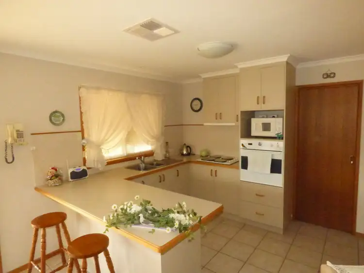 Fourth view of Homely house listing, 5 Yarrah Place, Myrtleford VIC 3737