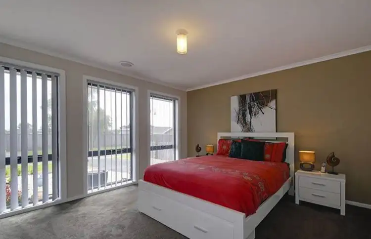 Fourth view of Homely house listing, 2 Acacia Close, Trafalgar VIC 3824