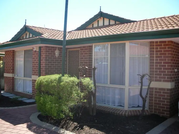 13/1 Iolanthe Street, Bassendean WA 6054