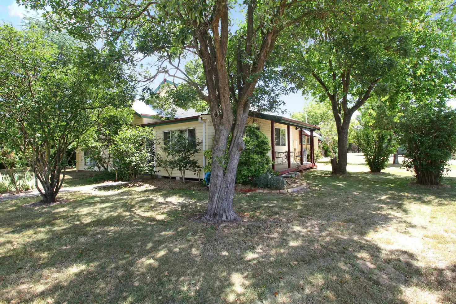 Main view of Homely house listing, 37 Rowan Avenue, Uralla NSW 2358