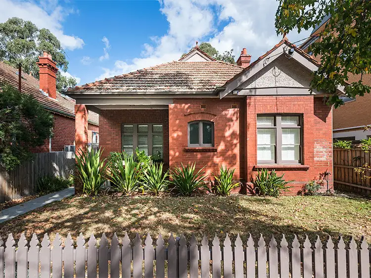 10 Hughenden Road, St Kilda East VIC 3183
