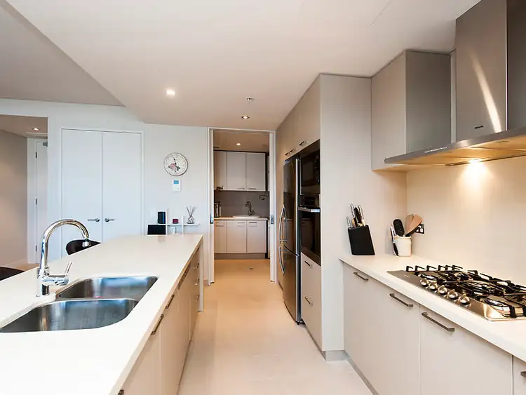 Fifth view of Homely unit listing, Unit 4/1 Barracks Lane, Mandurah WA 6210