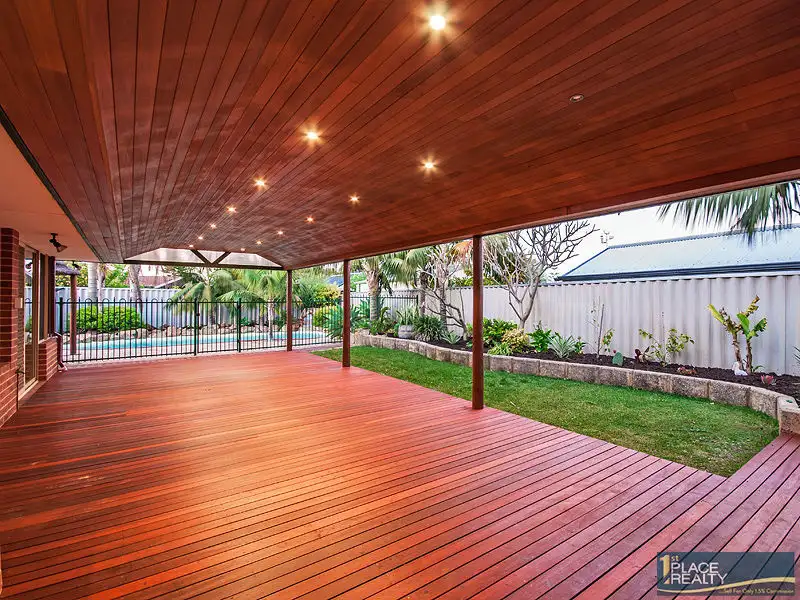 Main view of Homely house listing, 16 Avignon Retreat, Port Kennedy WA 6172