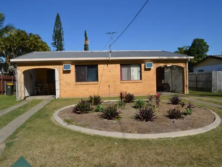 39 CAPRICORN Crescent, Norman Gardens QLD 4701
