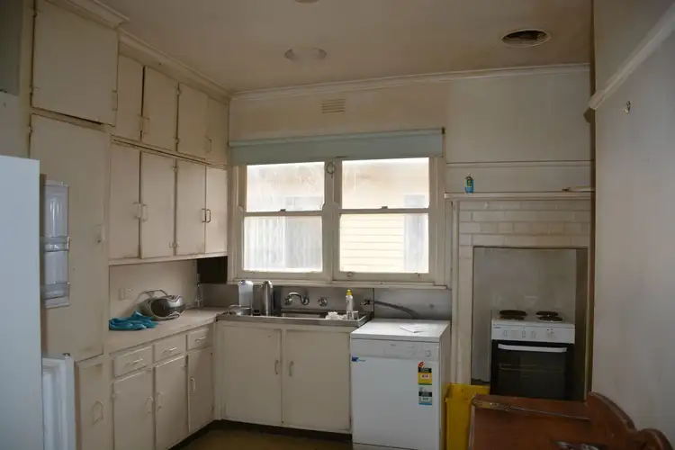Fifth view of Homely house listing, 10 Wadeson Street, Cobram VIC 3644