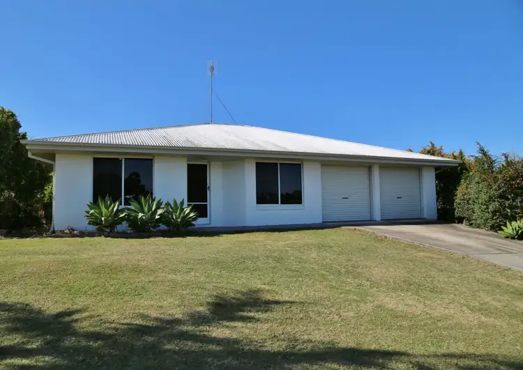 Second view of Homely house listing, 4 Bishop Court, Southside QLD 4570