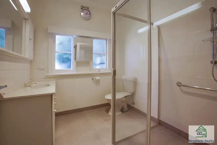 Fifth view of Homely house listing, 6 Church St, Trafalgar VIC 3824