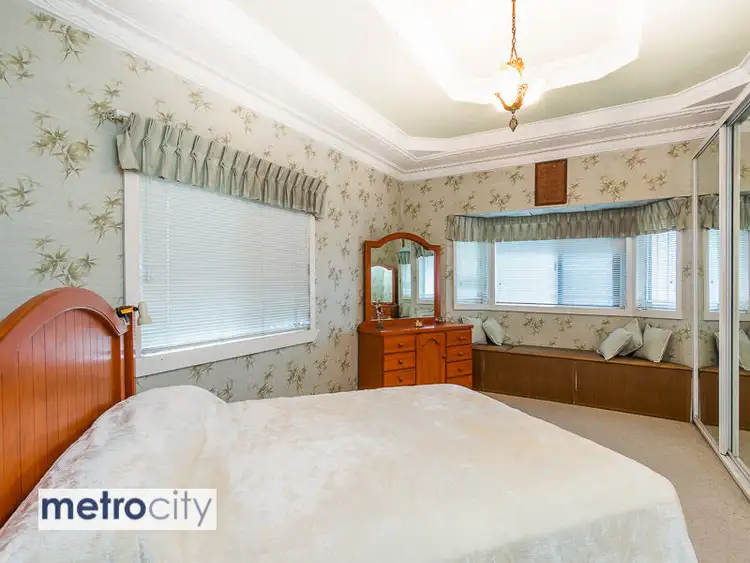 Fifth view of Homely house listing, 947 Stanley Street East, East Brisbane QLD 4169