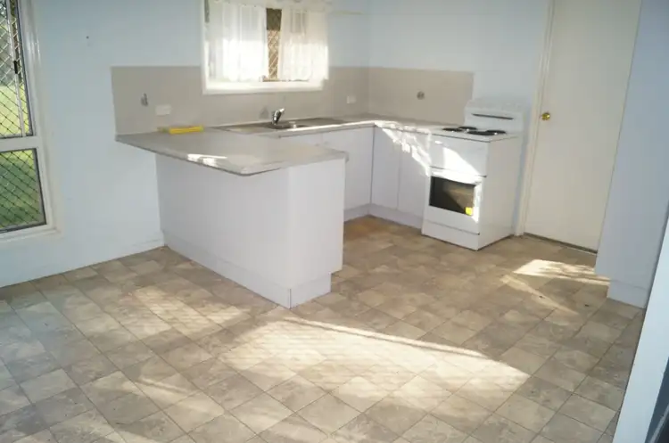 Fourth view of Homely house listing, 4 Lorraine Court, Gracemere QLD 4702