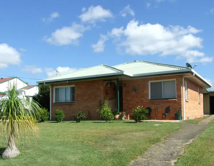 12 Errol Street, Maryborough QLD 4650