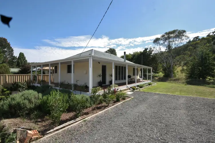 31 Kurrajong Street, Captains Flat NSW 2623