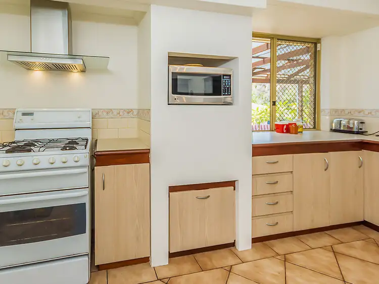 Sixth view of Homely house listing, 12 BARBLETT WAY, Kardinya WA 6163