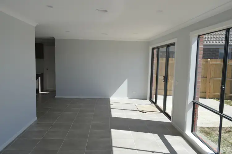 Fourth view of Homely unit listing, Unit 1/L83 Parklink Drive, Cranbourne East VIC 3977