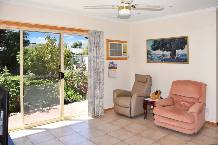 Seventh view of Homely house listing, 8 Silvan Cres, Kialla VIC 3631