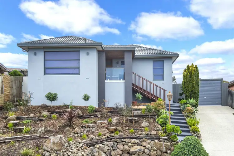 28 Brentwood Drive, Avondale Heights VIC 3034