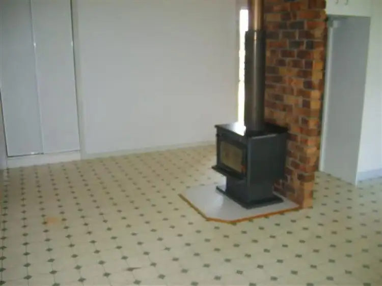 Sixth view of Homely house listing, 10 Lyons Crescent, Warwick QLD 4370