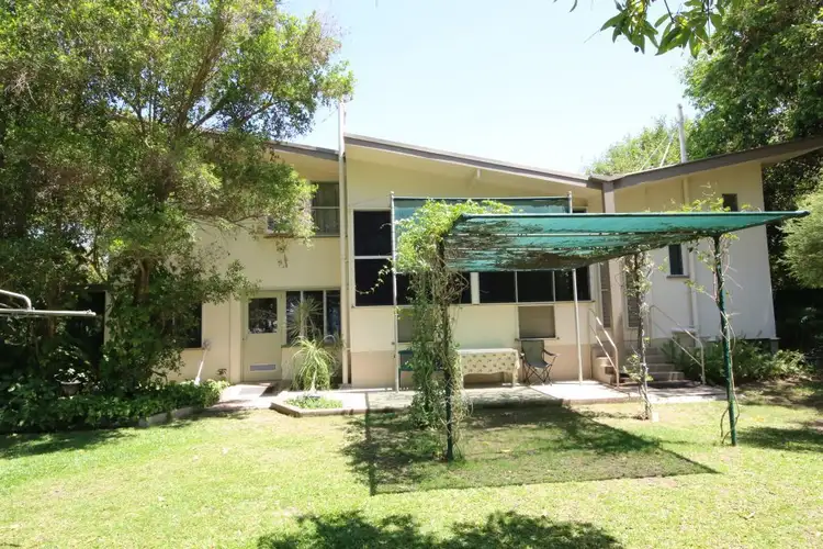 32-34 BEACH Road, Ayr QLD 4807