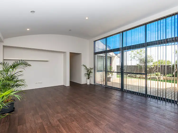 Seventh view of Homely house listing, 2 ODIHAM Way, Butler WA 6036