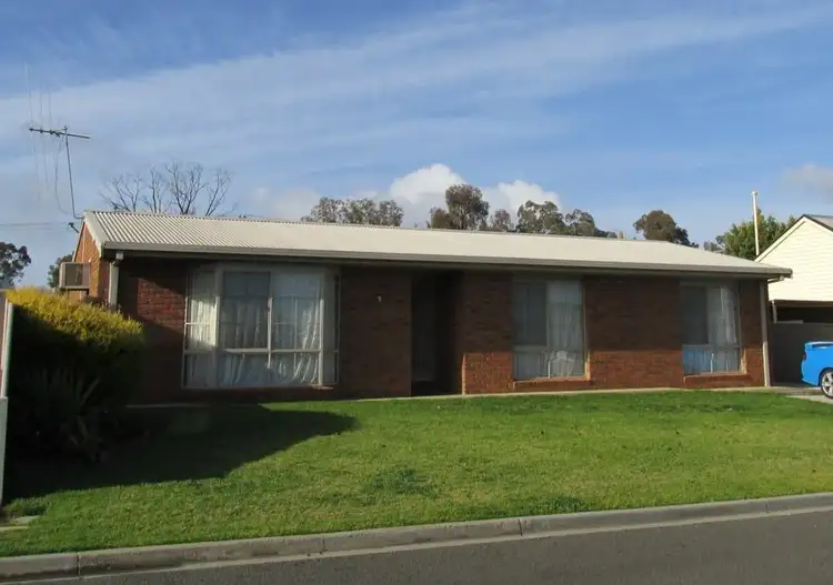 Main view of Homely house listing, 10 Castle Street, North Bendigo VIC 3550