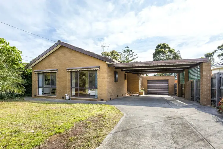 Second view of Homely house listing, 7 Mountainview Avenue, Avondale Heights VIC 3034