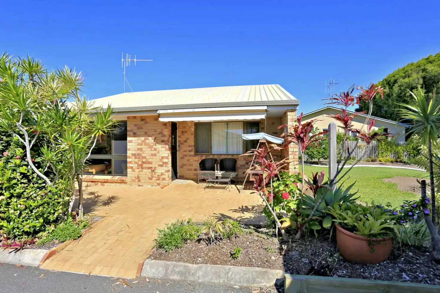 Main view of Homely unit listing, Unit 4/19 Grimwood Street, Bargara QLD 4670