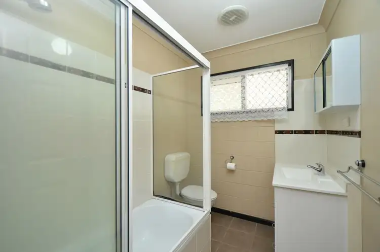 Sixth view of Homely house listing, 17 Kayleen Court, Burdell QLD 4818