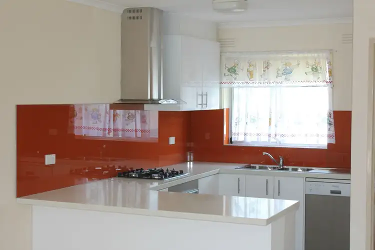 9/4 Cooper Street, Sunshine VIC 3020