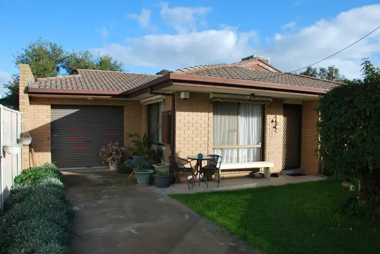 Unit 2/2 Queen Street, Cobram VIC 3644