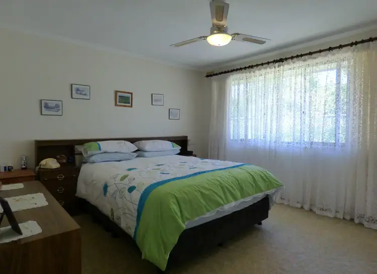 Seventh view of Homely house listing, 11 Hakea Court, Benalla VIC 3672