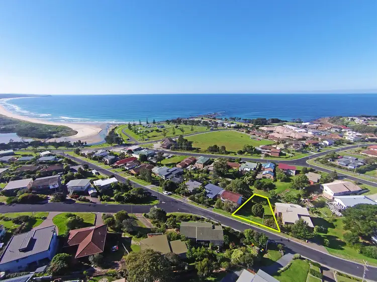 30 Haddrill Pde, Dalmeny NSW 2546
