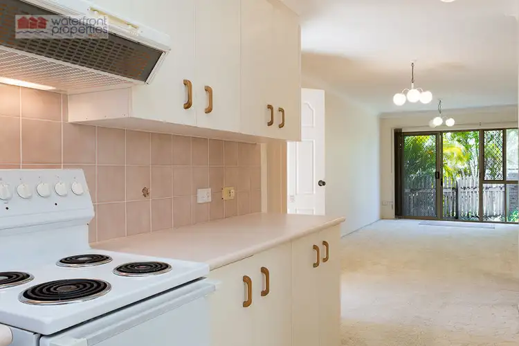 Fifth view of Homely unit listing, 2/11 Murphy Street, Scarborough QLD 4020