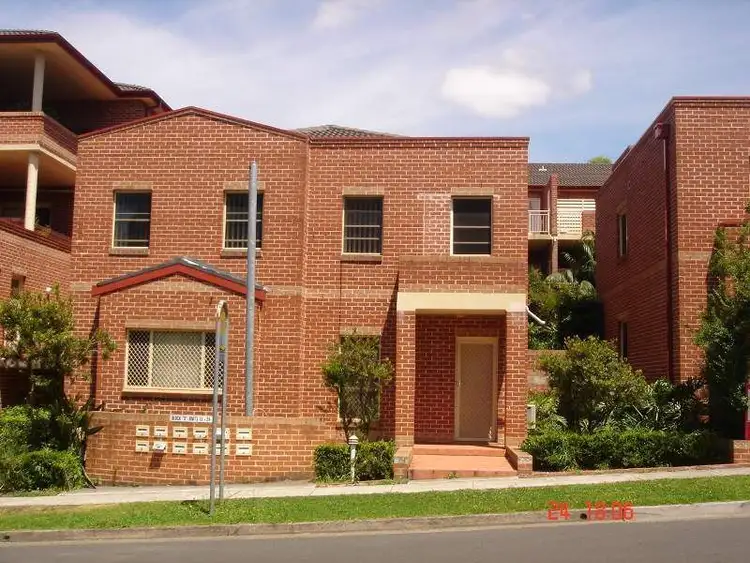 Main view of Homely unit listing, D6/88 Marsden Street, Parramatta NSW 2150