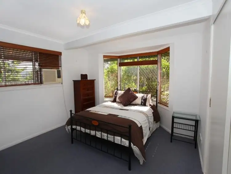 Fifth view of Homely house listing, 4 Holyn Close, Woombye QLD 4559