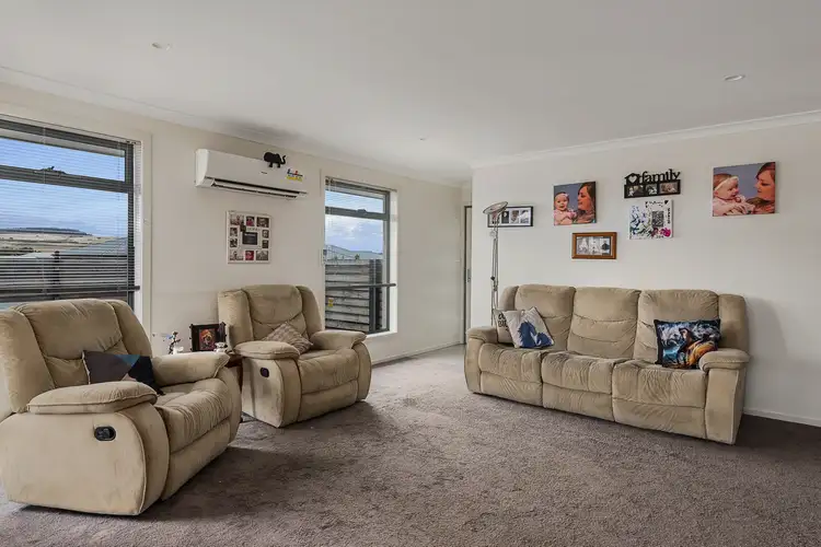 Second view of Homely unit listing, 1/9 Whitelea Ct, Sorell TAS 7172
